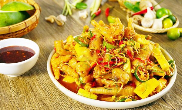 100G ChÃ¢n GÃ  Sá»t ThÃ¡i Bao NhiÃªu Calo?